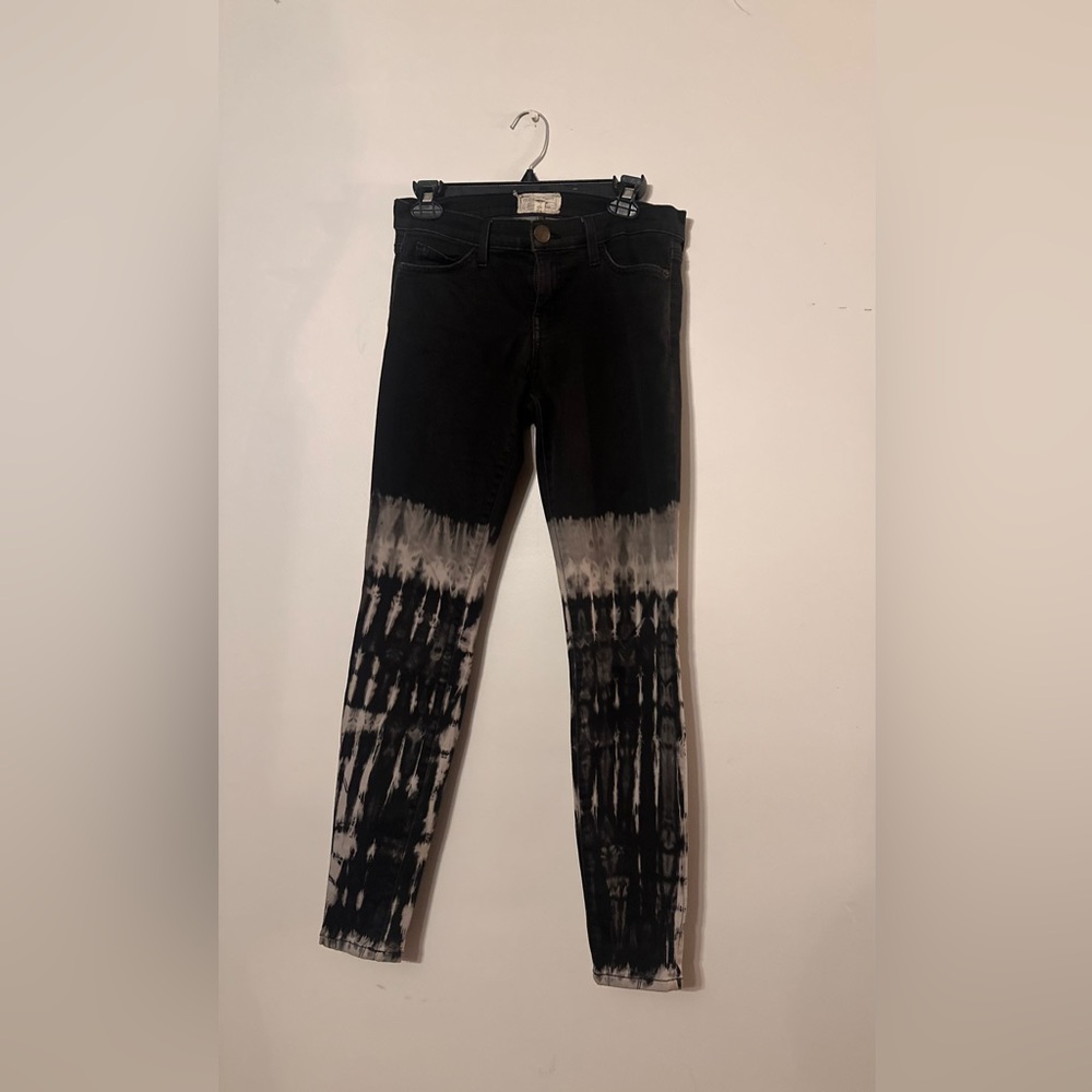 Current Elliott. Made in US. Size: 29. Chic rocker look.